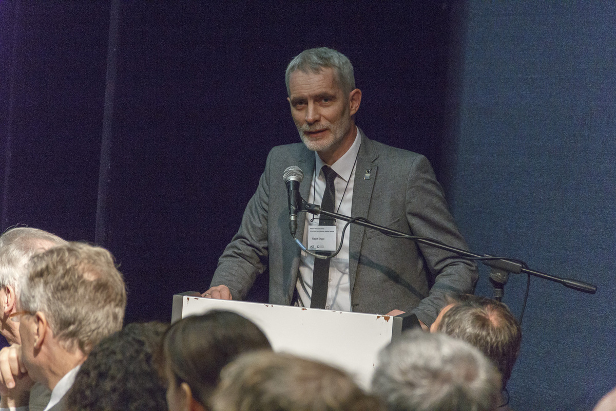 Prof. Ralph Engel, Sprecher der HIRSAP (KIT) 